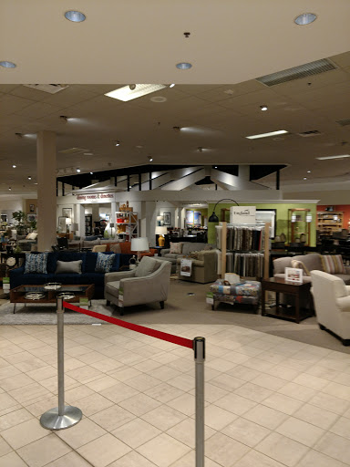 Furniture Store «Art Van Furniture - Chesterfield», reviews and photos, 50400 Gratiot Ave, Chesterfield, MI 48051, USA