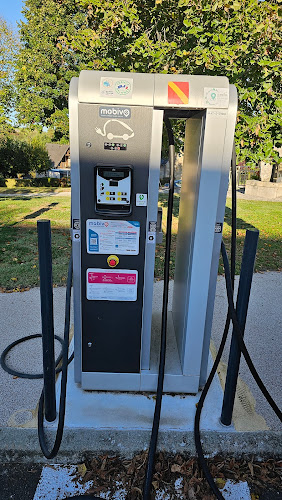 Borne de recharge de véhicules électriques MObiVE Station de recharge Noailles