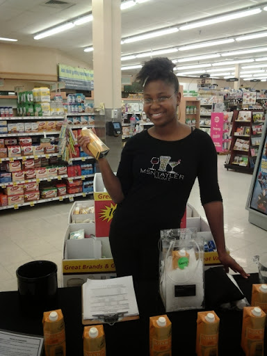 Grocery Store «Kroger», reviews and photos, 19855 Twelve Mile Rd, Southfield, MI 48076, USA