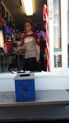 Coffee Shop «Dutch Bros», reviews and photos, 149 S 7th St, Coos Bay, OR 97420, USA