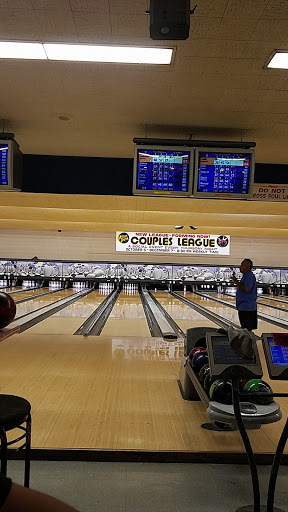 Bowling Alley «Lawn Lanes», reviews and photos, 6750 S Pulaski Rd, Chicago, IL 60629, USA