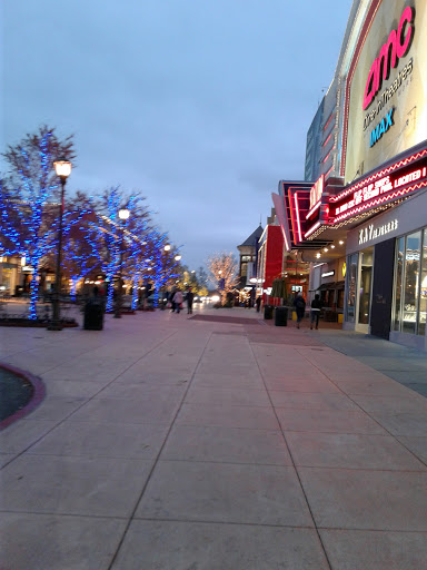 Movie Theater «AMC DINE-IN Easton Town Center 30», reviews and photos, 275 Easton Station, Columbus, OH 43219, USA