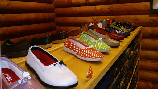 Shoe Store «SAS Factory Shoe Store», reviews and photos, 17995 I-35, Schertz, TX 78154, USA