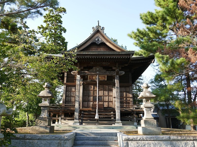 川圦神社