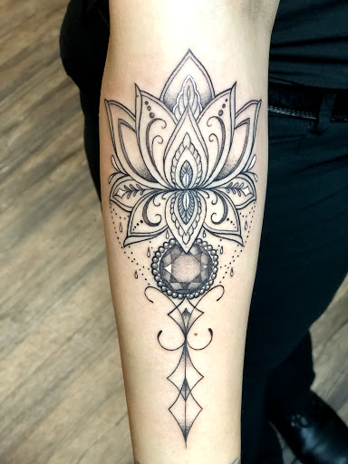 Explore tattoo ideas for family, creative tattoo ideas in Milford, available at Inkhouse 203