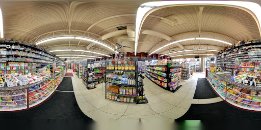 Liquor Store «Total Beverage Liquor», reviews and photos, 30203 Southfield Rd, Southfield, MI 48076, USA