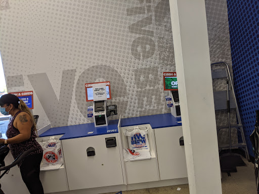 Variety Store «Five Below», reviews and photos, 3545 28th St SE, Grand Rapids, MI 49512, USA