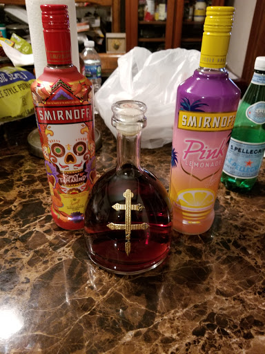 Liquor Store «Chicago Lake Liquors», reviews and photos, 825 E Lake St, Minneapolis, MN 55407, USA