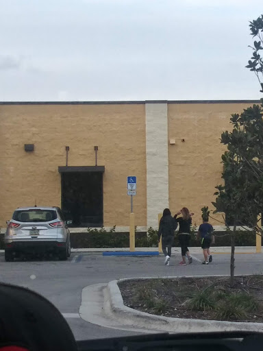 Discount Store «Dollar General», reviews and photos, 700 N State Rd 7, Margate, FL 33063, USA