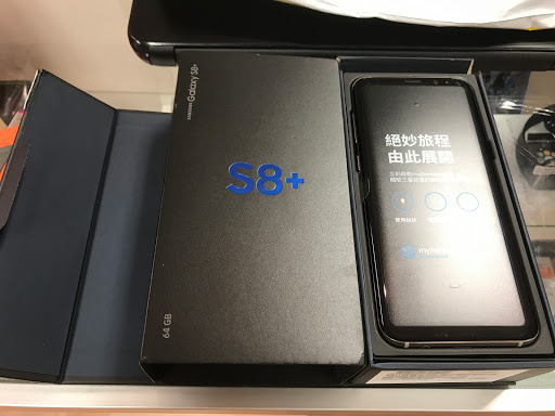 Cell Phone Store «Eazy Computers & iPhone Repair», reviews and photos, 930 Arch St, Philadelphia, PA 19107, USA