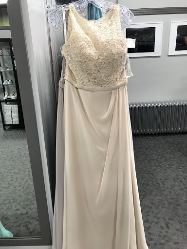 Bridal Shop «The Wedding Tree», reviews and photos, 418 Main St, La Crosse, WI 54601, USA