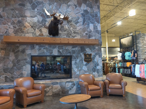Outdoor Sports Store «Field & Stream», reviews and photos, 1510 Polaris Pkwy B, Columbus, OH 43240, USA