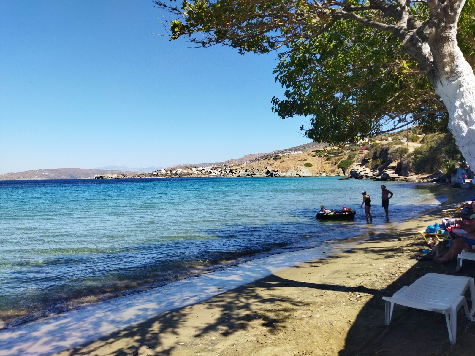 Φωτογραφία του Παραλία Αγιά Μαρίνα με επίπεδο καθαριότητας πολύ καθαρό