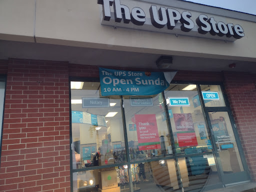 Shipping and Mailing Service «The UPS Store», reviews and photos, 9923 S Ridgeland Ave, Chicago Ridge, IL 60415, USA