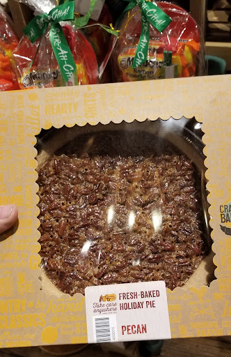 American Restaurant «Cracker Barrel Old Country Store», reviews and photos, 11701 University Ave, Clive, IA 50325, USA