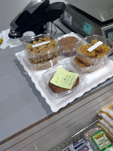 Indian Grocery Store «India Imports», reviews and photos, 2079 NW Aloclek Dr, Hillsboro, OR 97124, USA