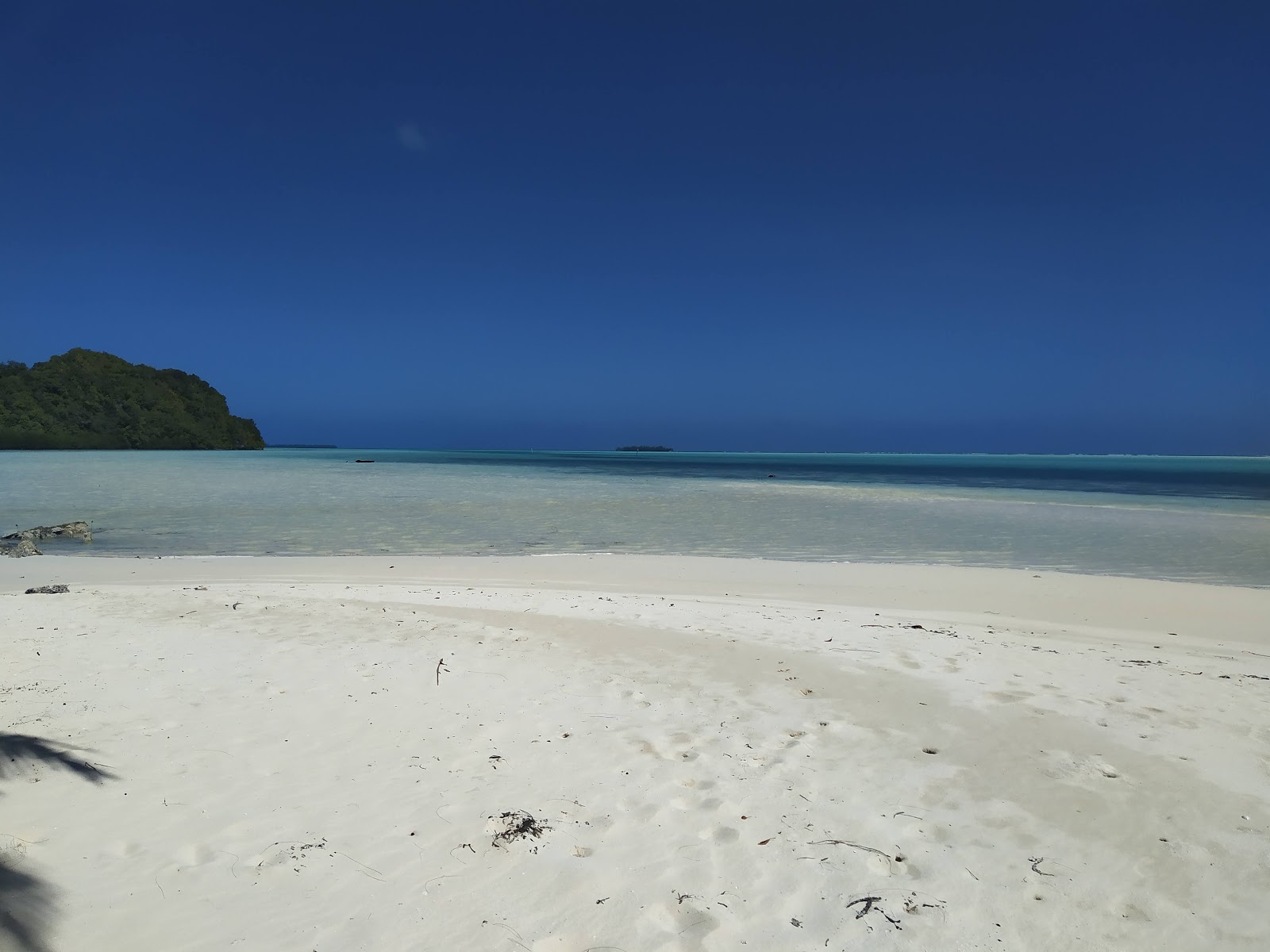 Φωτογραφία του Rock Islands Beach με επίπεδο καθαριότητας πολύ καθαρό