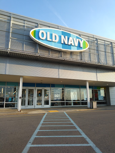 Old Navy, 180 Quinn Dr, Pittsburgh, PA 15275, USA, 