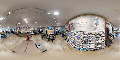 Shoe Store «New Balance - Milwaukee», reviews and photos, 17155 W Bluemound Rd a, Brookfield, WI 53005, USA