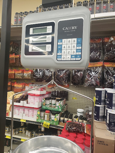 Grocery Store «Grocery Outlet Bargain Market», reviews and photos, 3445 Alma St, Palo Alto, CA 94306, USA