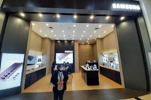 Samsung Experience Store - Cipinang Indah Mall image