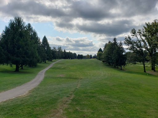 Golf Course «Black Hawk Golf Course», reviews and photos, 644 Blackhawk Rd, Beaver Falls, PA 15010, USA