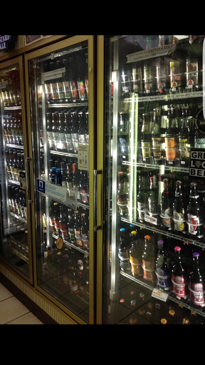 Campus Liquor, 3375 Iowa Ave, Riverside, CA 92507, USA, 