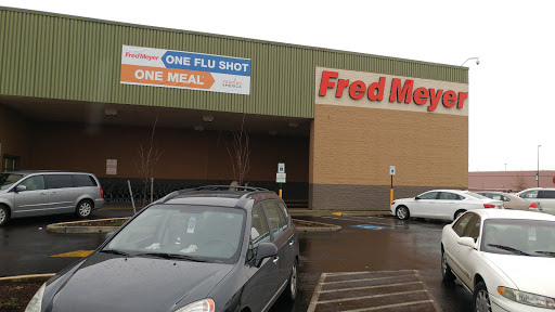 Grocery Store «Fred Meyer», reviews and photos, 2500 Santiam Hwy SE, Albany, OR 97322, USA