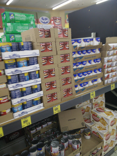 Grocery Store «Grocery Outlet Bargain Market», reviews and photos, 4157 NW U.S. 101 #101, Lincoln City, OR 97367, USA