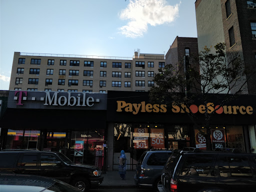 Shoe Store «Payless ShoeSource», reviews and photos, 37-40 74th Street, Jackson Heights, NY 11372, USA