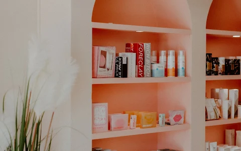 SKIN CABINET image