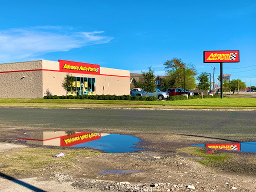 Auto Parts Store «Advance Auto Parts», reviews and photos, 3780 Leopard St, Corpus Christi, TX 78408, USA