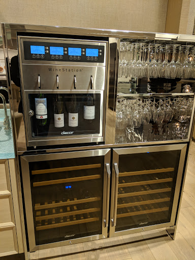 Electronics Store «Abt», reviews and photos, 1200 N Milwaukee Ave, Glenview, IL 60025, USA