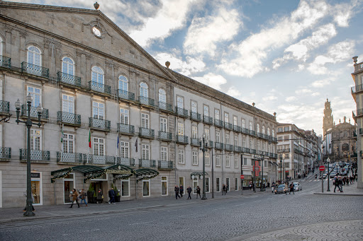 Shops where to frame pictures in Oporto