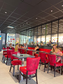 Atmosphère du Café ETIENNE Coffee & Shop Castres Auchan Aushopping - n°1