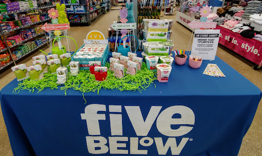 Variety Store «Five Below», reviews and photos, 1 Rte 37 W, Toms River, NJ 08753, USA