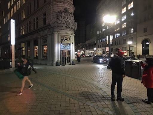 Wine Bar «Downtown Wine Merchants», reviews and photos, 102 Frank H Ogawa Plaza, Oakland, CA 94612, USA