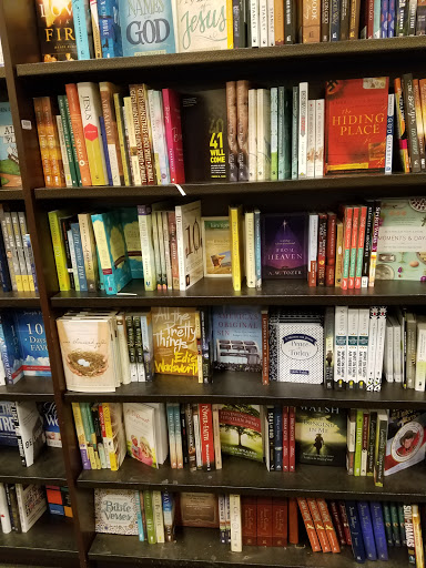 Book Store «Barnes & Noble», reviews and photos, 3102 Northline Ave, Greensboro, NC 27408, USA