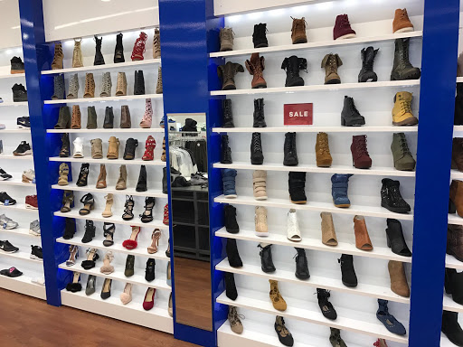 Shoe Store «Shiekh Shoes», reviews and photos, 986 Southcenter Mall, Tukwila, WA 98188, USA