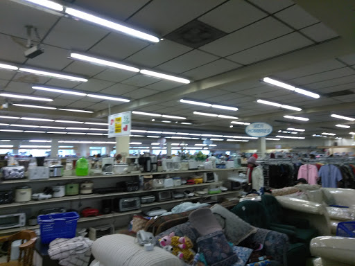 Thrift Store «VALUE VILLAGE Thrift Store», reviews and photos, 9334 Alondra Blvd, Bellflower, CA 90706, USA