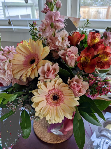 Florist «VIP Flowers», reviews and photos, 11050 SE Powell Blvd #377, Portland, OR 97266, USA