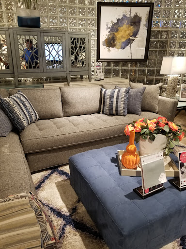 Furniture Store «Rooms To Go Furniture Store - Daytona Beach», reviews and photos, 2375 W International Speedway Blvd, Daytona Beach, FL 32114, USA