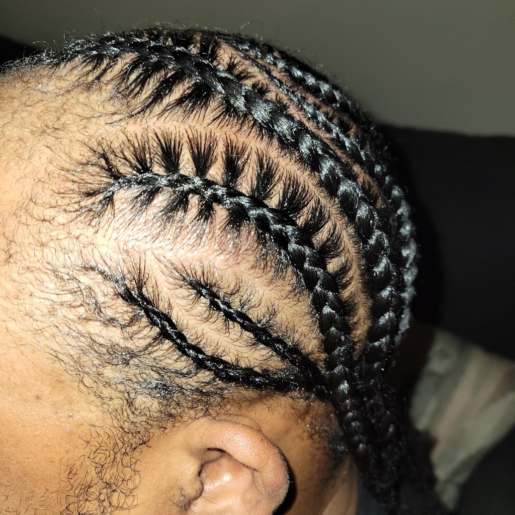 Monique's Braiding Boutique 90650
