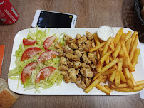 Plats et boissons du Restaurant turc Istanbul Kebab & Pizza à Romorantin-Lanthenay - n°9