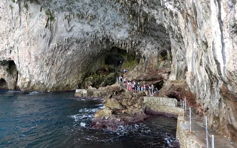 Grotta Zinzulusa image
