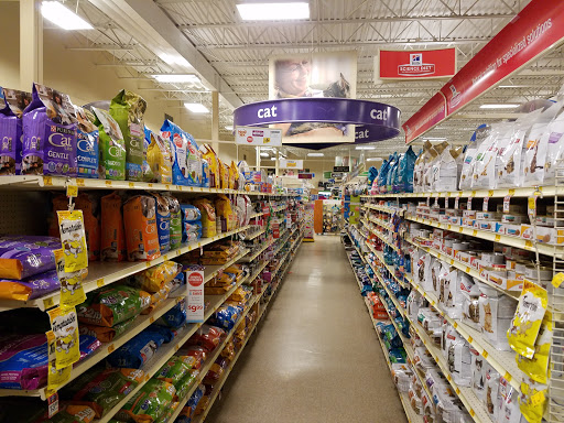 Pet Supply Store «PetSmart», reviews and photos, 3132 Vestal Pkwy E, Vestal, NY 13850, USA