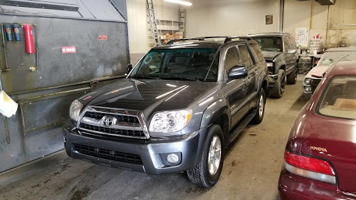 Auto Body Shop «Maaco Collision Repair & Auto Painting», reviews and photos, 13646 1st Avenue South, Burien, WA 98168, USA