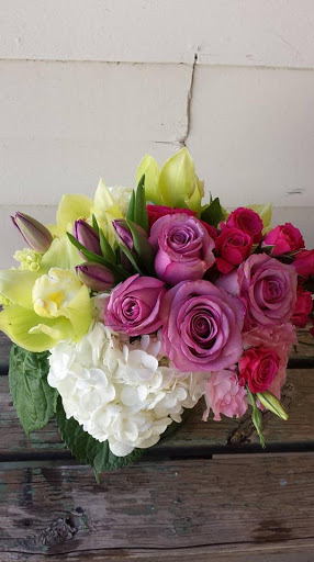 Florist «Glendale Flowers and Gifts», reviews and photos, 7145 N 58th Dr, Glendale, AZ 85301, USA