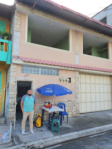 Opiniones de Lavadora Ronald jr en Guayaquil - Servicio de lavado de coches