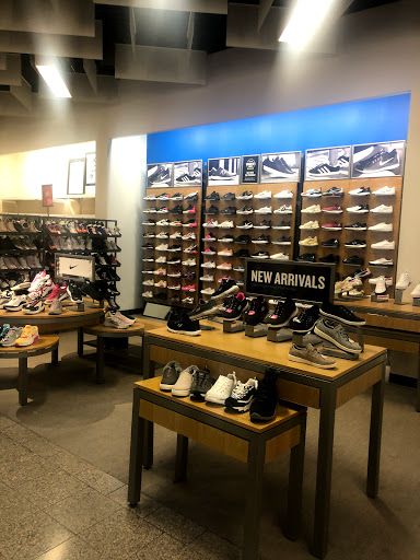 Shopping Mall «Fairlane Town Center», reviews and photos, 18900 Michigan Ave, Dearborn, MI 48126, USA